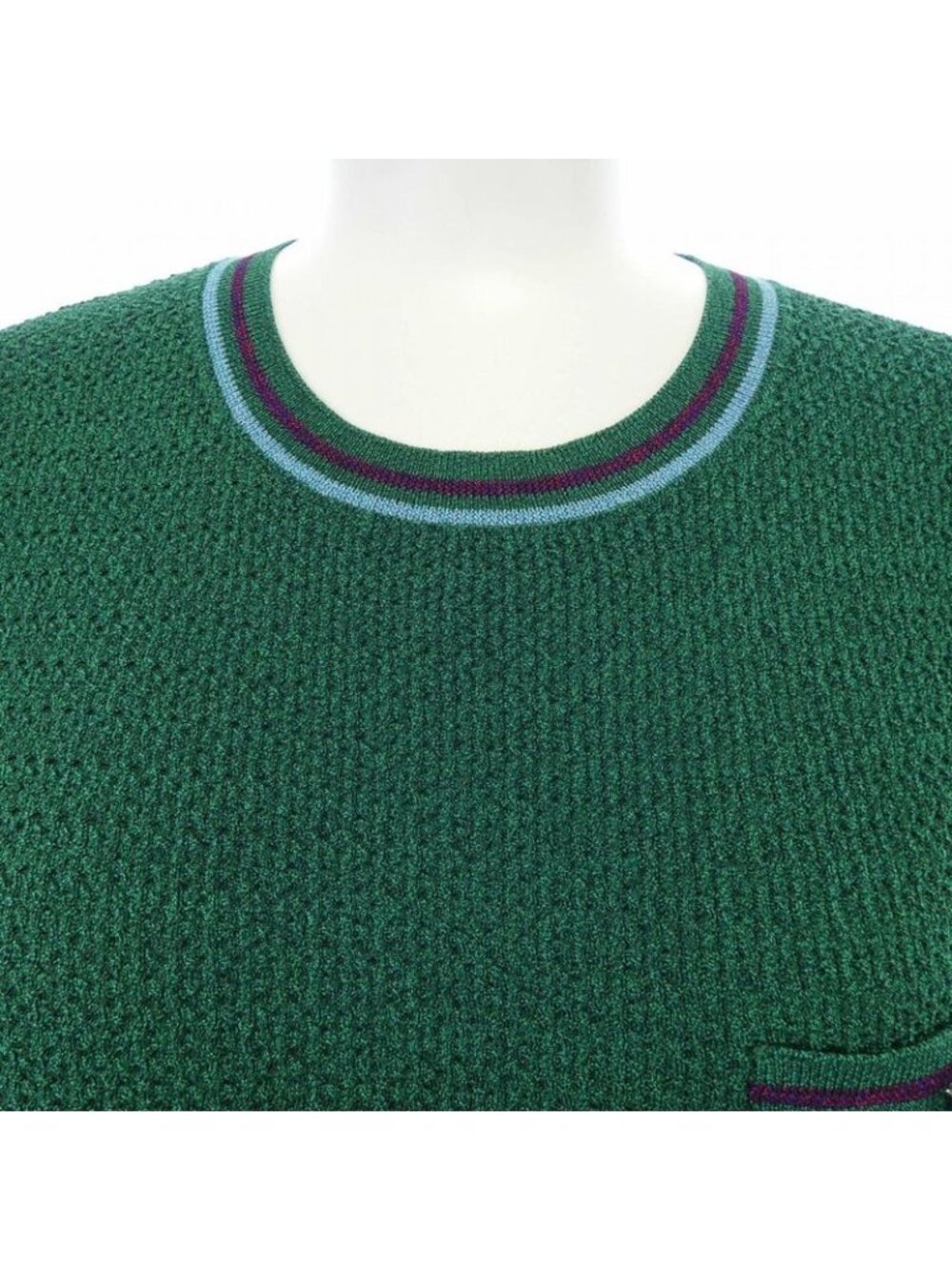 Chanel - Picture 6 of 7